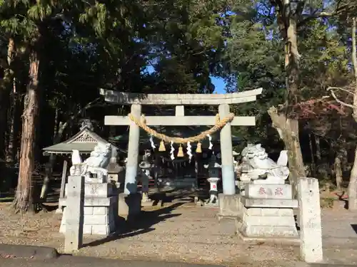 羽梨山神社の鳥居