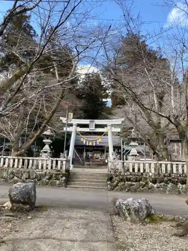 天鷹神社の鳥居