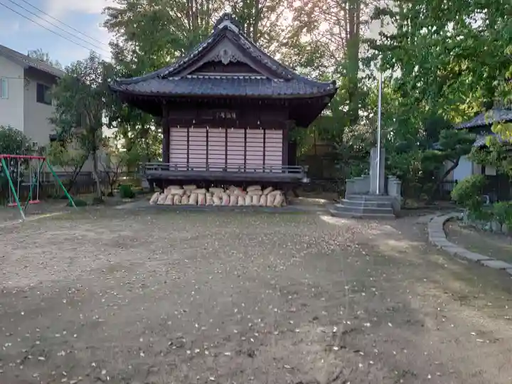 佐間天神社の本殿・本堂