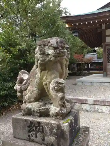 国主神社の狛犬