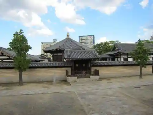 四天王寺の山門