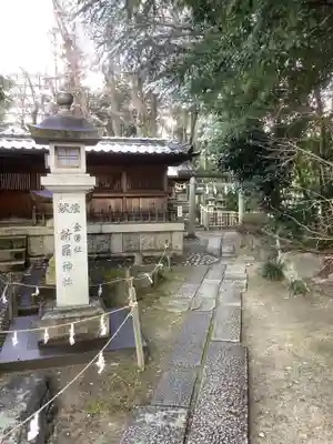 新羅神社の末社・摂社