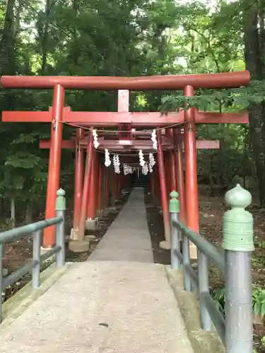 新屋山神社の鳥居