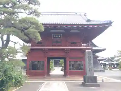 徳願寺の山門・神門