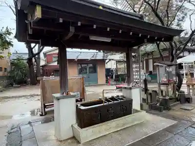 越谷香取神社の{uncategorized: "未分類", other: "その他", undefined: "問題あり", building: "その他建物", grave: "お墓", sacred_gate: "鳥居", guardian: "狛犬", statue: "像", buddha: "仏像", history: "歴史", nature: "自然", garden: "庭園", animal: "動物", pagoda: "塔", temizu: "手水舎", mountain_gate: "山門・神門", sanctuary: "本殿・本堂", subordinate: "末社・摂社", art: "芸術", scenery: "景色", jizo: "地蔵", ema: "絵馬", goshuin: "御朱印", omikuji: "おみくじ", items: "授与品その他", amulet: "お守り", goshuincho: "御朱印帳", eats: "食事", festival: "お祭り", votive_dance: "神楽", shichigosan: "七五三参", wedding: "結婚式", experience: "体験その他", initially: "初詣", around: "周辺", anti_infection: "感染症対策"}