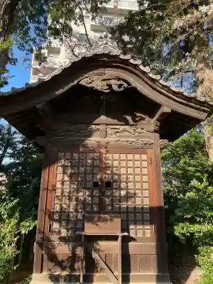 狭山八幡神社の{uncategorized: "未分類", other: "その他", undefined: "問題あり", building: "その他建物", grave: "お墓", sacred_gate: "鳥居", guardian: "狛犬", statue: "像", buddha: "仏像", history: "歴史", nature: "自然", garden: "庭園", animal: "動物", pagoda: "塔", temizu: "手水舎", mountain_gate: "山門・神門", sanctuary: "本殿・本堂", subordinate: "末社・摂社", art: "芸術", scenery: "景色", jizo: "地蔵", ema: "絵馬", goshuin: "御朱印", omikuji: "おみくじ", items: "授与品その他", amulet: "お守り", goshuincho: "御朱印帳", eats: "食事", festival: "お祭り", votive_dance: "神楽", shichigosan: "七五三参", wedding: "結婚式", experience: "体験その他", initially: "初詣", around: "周辺", anti_infection: "感染症対策"}