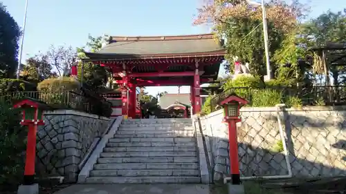 東伏見稲荷神社の山門・神門