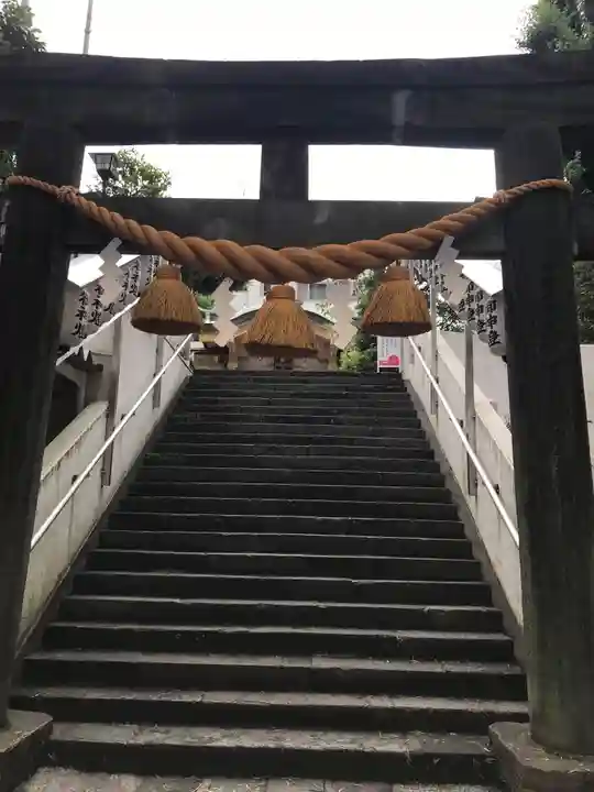 高輪神社の鳥居