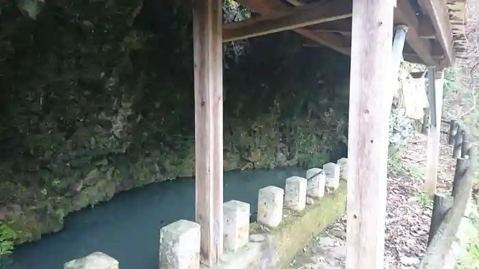 龍口神社の建物その他