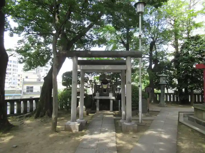 待乳山聖天(本龍院)の鳥居