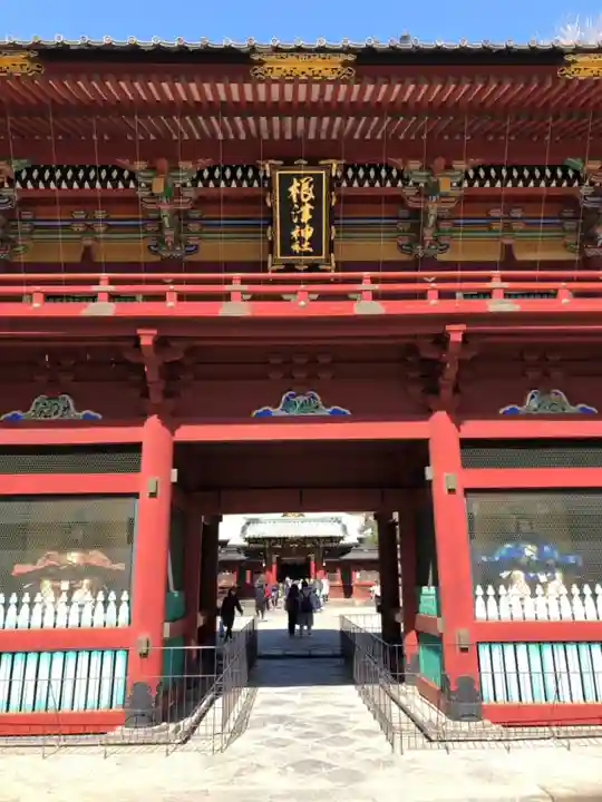 根津神社の山門・神門