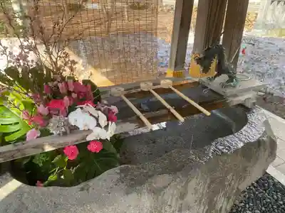 彌彦神社　(伊夜日子神社)の手水舎