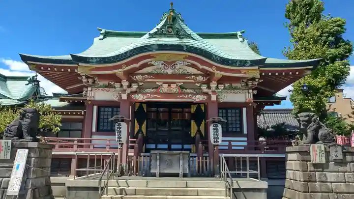 諏訪神社の本殿・本堂