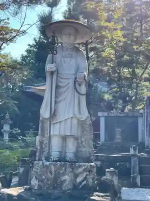岩殿山安楽寺(吉見観音)の像