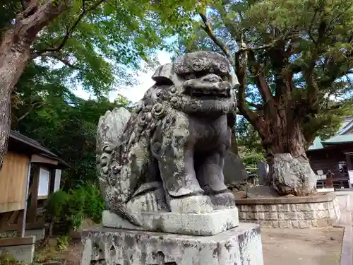 鶴谷八幡宮の狛犬