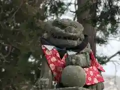 高司神社〜むすびの神の鎮まる社〜の狛犬
