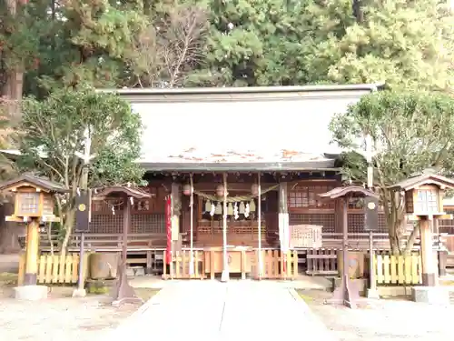 日高神社の本殿