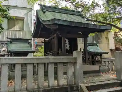 八幡社（篠原八幡社）の{uncategorized: "未分類", other: "その他", undefined: "問題あり", building: "その他建物", grave: "お墓", sacred_gate: "鳥居", guardian: "狛犬", statue: "像", buddha: "仏像", history: "歴史", nature: "自然", garden: "庭園", animal: "動物", pagoda: "塔", temizu: "手水舎", mountain_gate: "山門・神門", sanctuary: "本殿・本堂", subordinate: "末社・摂社", art: "芸術", scenery: "景色", jizo: "地蔵", ema: "絵馬", goshuin: "御朱印", omikuji: "おみくじ", items: "授与品その他", amulet: "お守り", goshuincho: "御朱印帳", eats: "食事", festival: "お祭り", votive_dance: "神楽", shichigosan: "七五三参", wedding: "結婚式", experience: "体験その他", initially: "初詣", around: "周辺", anti_infection: "感染症対策"}