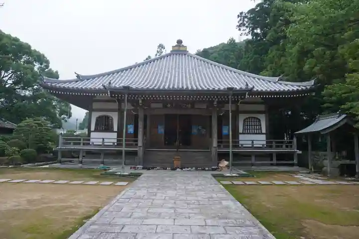 補陀洛山寺の本殿・本堂
