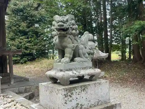 大寳神社の{uncategorized: "未分類", other: "その他", undefined: "問題あり", building: "その他建物", grave: "お墓", sacred_gate: "鳥居", guardian: "狛犬", statue: "像", buddha: "仏像", history: "歴史", nature: "自然", garden: "庭園", animal: "動物", pagoda: "塔", temizu: "手水舎", mountain_gate: "山門・神門", sanctuary: "本殿・本堂", subordinate: "末社・摂社", art: "芸術", scenery: "景色", jizo: "地蔵", ema: "絵馬", goshuin: "御朱印", omikuji: "おみくじ", items: "授与品その他", amulet: "お守り", goshuincho: "御朱印帳", eats: "食事", festival: "お祭り", votive_dance: "神楽", shichigosan: "七五三参", wedding: "結婚式", experience: "体験その他", initially: "初詣", around: "周辺", anti_infection: "感染症対策"}