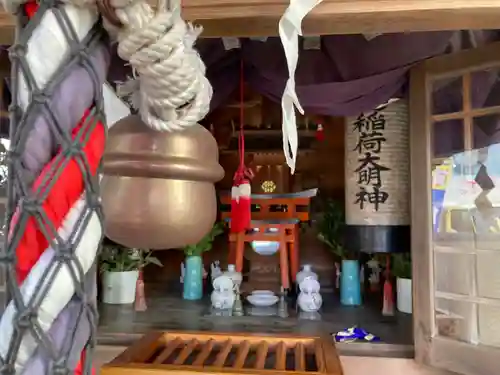 正一位左近稲荷大明神の本殿・本堂