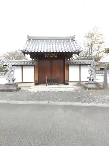 浄林寺の山門