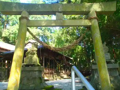 舟森山武並神社の鳥居