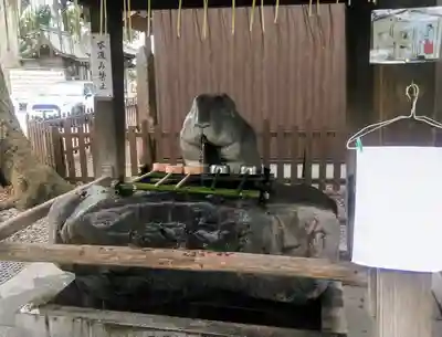 調神社の手水舎