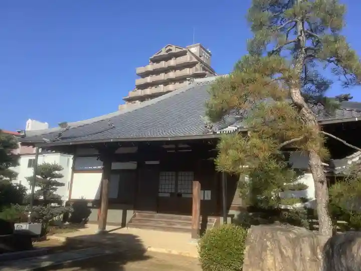 善昌寺の本殿・本堂