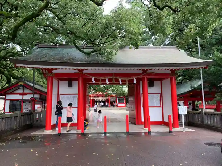 春日神社の山門・神門
