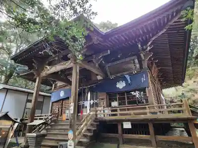 極楽寺の本殿・本堂