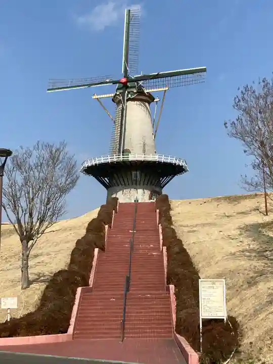 津島本宮社の{uncategorized: "未分類", other: "その他", undefined: "問題あり", building: "その他建物", grave: "お墓", sacred_gate: "鳥居", guardian: "狛犬", statue: "像", buddha: "仏像", history: "歴史", nature: "自然", garden: "庭園", animal: "動物", pagoda: "塔", temizu: "手水舎", mountain_gate: "山門・神門", sanctuary: "本殿・本堂", subordinate: "末社・摂社", art: "芸術", scenery: "景色", jizo: "地蔵", ema: "絵馬", goshuin: "御朱印", omikuji: "おみくじ", items: "授与品その他", amulet: "お守り", goshuincho: "御朱印帳", eats: "食事", festival: "お祭り", votive_dance: "神楽", shichigosan: "七五三参", wedding: "結婚式", experience: "体験その他", initially: "初詣", around: "周辺", anti_infection: "感染症対策"}