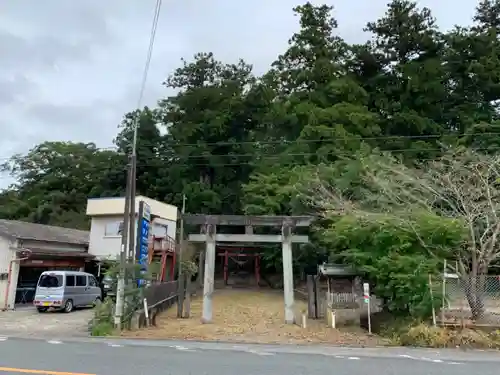 白山神社の鳥居