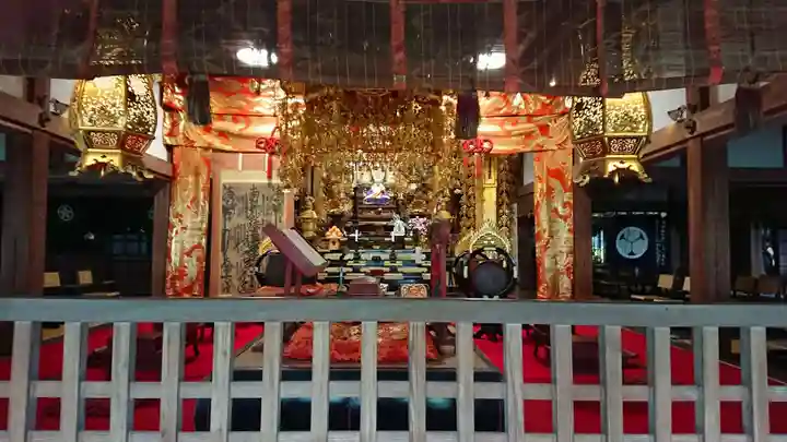 妙法華寺の本殿・本堂