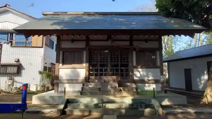 諏訪神社の本殿・本堂