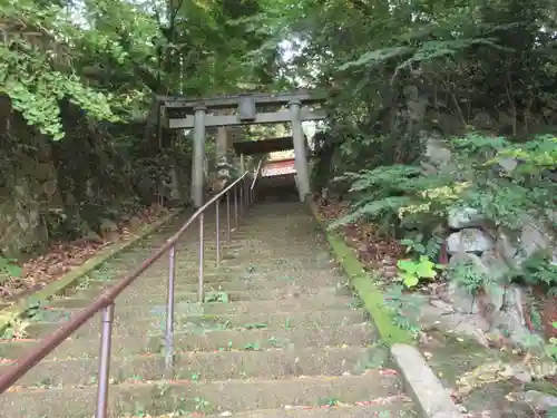 白山神社の鳥居