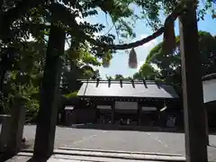 伊勢山皇大神宮の鳥居