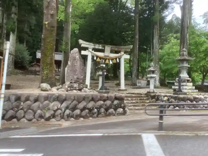 三輪神社(岐阜県)