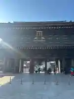 川崎大師(平間寺)の{uncategorized: "未分類", other: "その他", undefined: "問題あり", building: "その他建物", grave: "お墓", sacred_gate: "鳥居", guardian: "狛犬", statue: "像", buddha: "仏像", history: "歴史", nature: "自然", garden: "庭園", animal: "動物", pagoda: "塔", temizu: "手水舎", mountain_gate: "山門・神門", sanctuary: "本殿・本堂", subordinate: "末社・摂社", art: "芸術", scenery: "景色", jizo: "地蔵", ema: "絵馬", goshuin: "御朱印", omikuji: "おみくじ", items: "授与品その他", amulet: "お守り", goshuincho: "御朱印帳", eats: "食事", festival: "お祭り", votive_dance: "神楽", shichigosan: "七五三参", wedding: "結婚式", experience: "体験その他", initially: "初詣", around: "周辺", anti_infection: "感染症対策"}