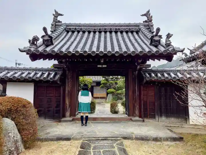 法然寺の山門・神門