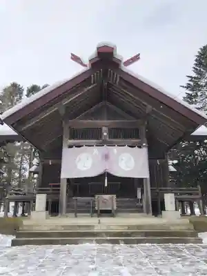 川西神社の本殿・本堂