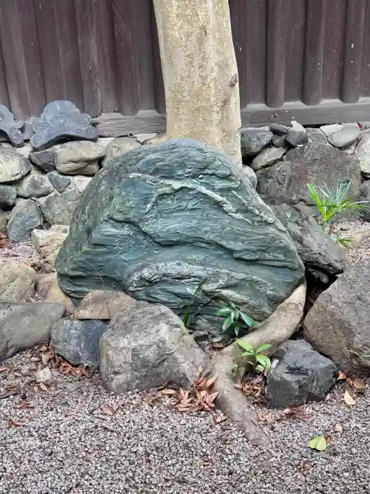 安井金比羅宮の{uncategorized: "未分類", other: "その他", undefined: "問題あり", building: "その他建物", grave: "お墓", sacred_gate: "鳥居", guardian: "狛犬", statue: "像", buddha: "仏像", history: "歴史", nature: "自然", garden: "庭園", animal: "動物", pagoda: "塔", temizu: "手水舎", mountain_gate: "山門・神門", sanctuary: "本殿・本堂", subordinate: "末社・摂社", art: "芸術", scenery: "景色", jizo: "地蔵", ema: "絵馬", goshuin: "御朱印", omikuji: "おみくじ", items: "授与品その他", amulet: "お守り", goshuincho: "御朱印帳", eats: "食事", festival: "お祭り", votive_dance: "神楽", shichigosan: "七五三参", wedding: "結婚式", experience: "体験その他", initially: "初詣", around: "周辺", anti_infection: "感染症対策"}