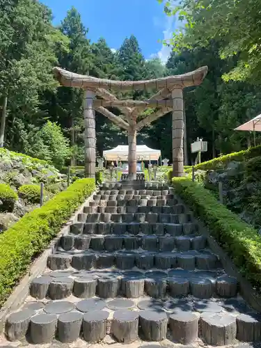 不二阿祖山太神宮(山梨県)