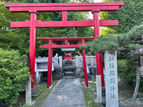 堤治神社の末社・摂社
