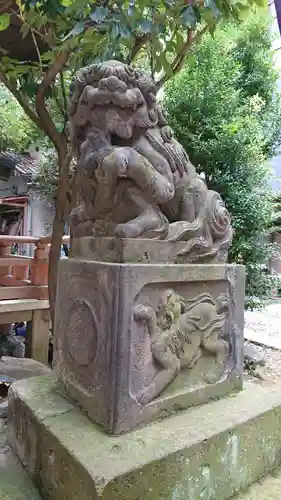 稲荷鬼王神社の狛犬