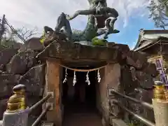 江島神社の建物その他