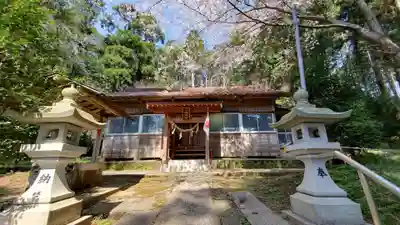 八幡神社の本殿・本堂