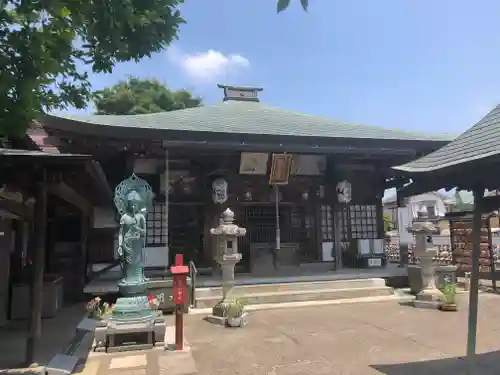 龍泉寺の本殿・本堂