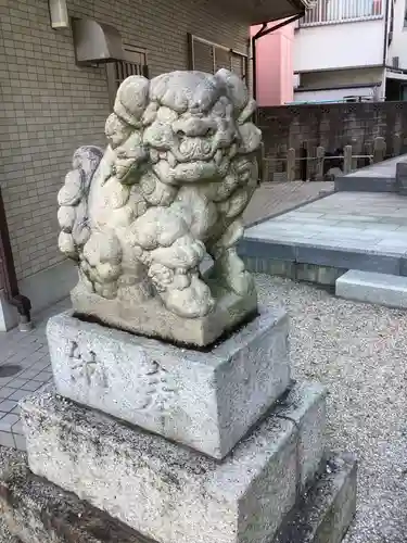 八王子社の狛犬