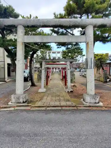 四郎介稲荷神社の鳥居